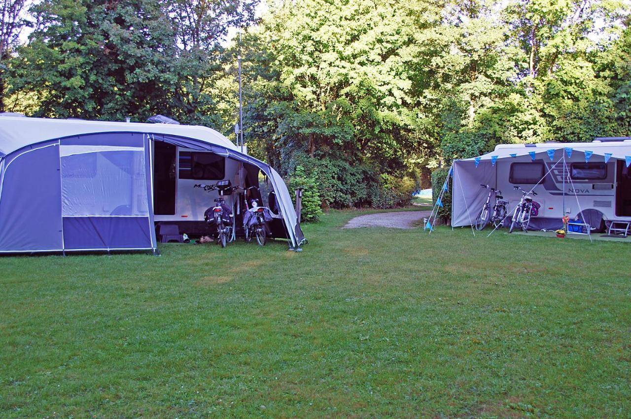 Lege Kampeerplaats + Prive Sanitair, Camping Alkenhaer Appelscha Bagian luar foto