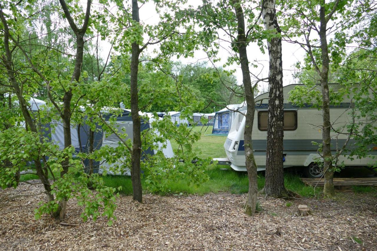 Lege Kampeerplaats + Prive Sanitair, Camping Alkenhaer Appelscha Bagian luar foto
