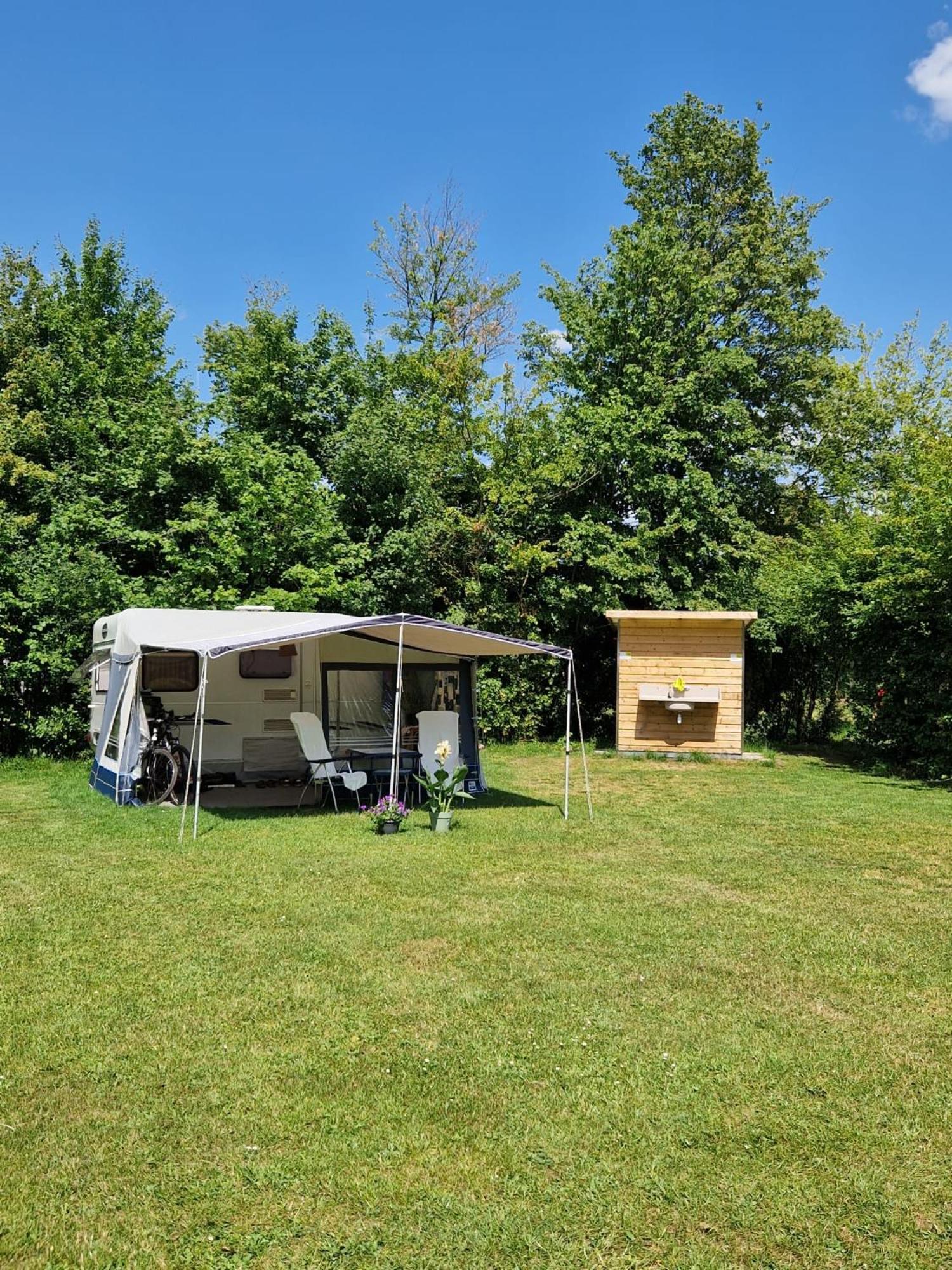 Lege Kampeerplaats + Prive Sanitair, Camping Alkenhaer Appelscha Bagian luar foto